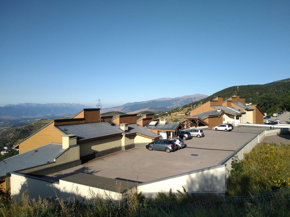 Appartement 604 Avec Vue Sur La Vallee De La Cerdagne Font-Romeu-Odeillo-Via Kültér fotó