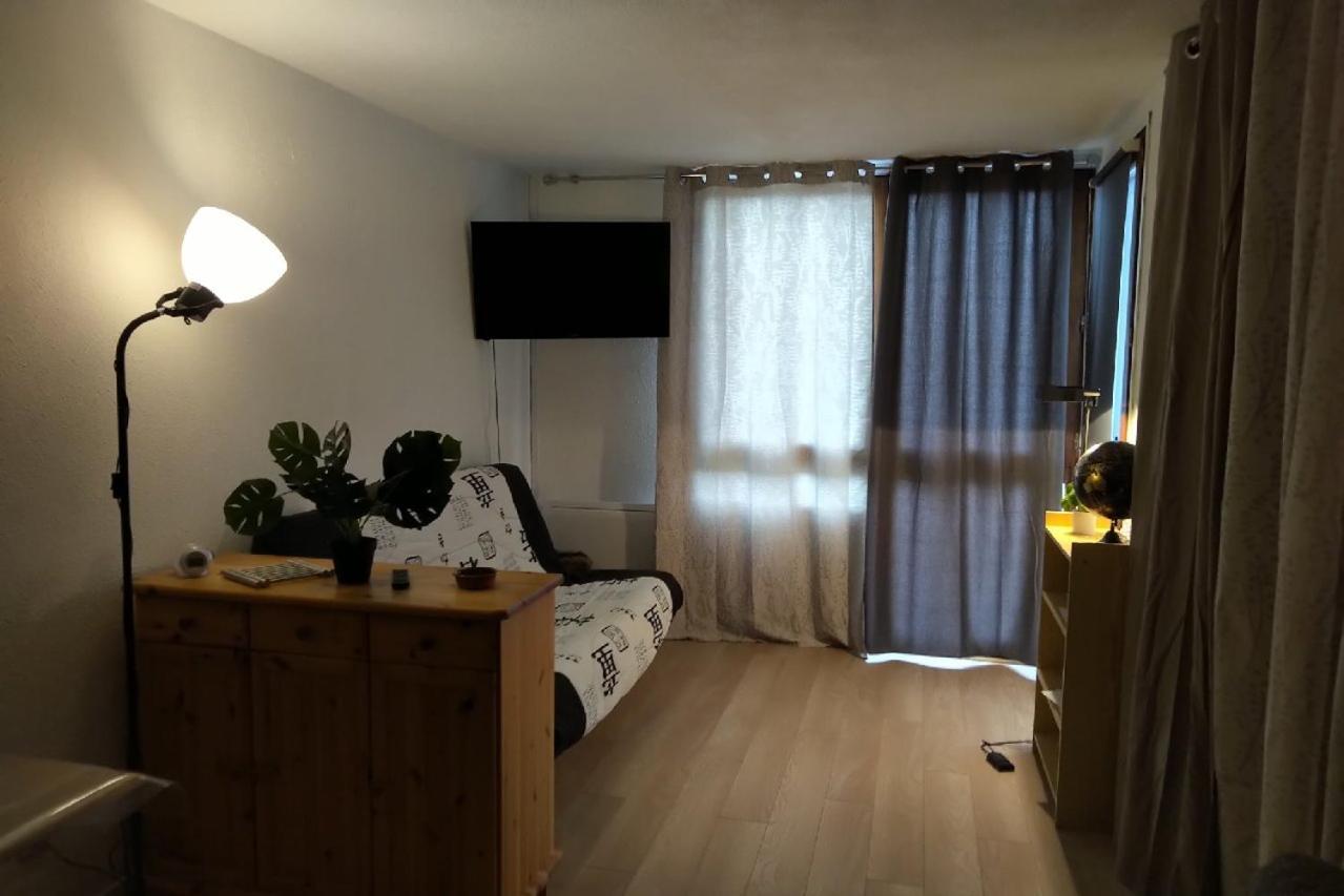Appartement 604 Avec Vue Sur La Vallee De La Cerdagne Font-Romeu-Odeillo-Via Kültér fotó
